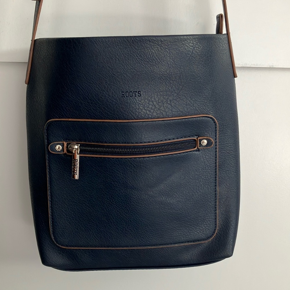 Roots Navy Leather Shoulder Bag